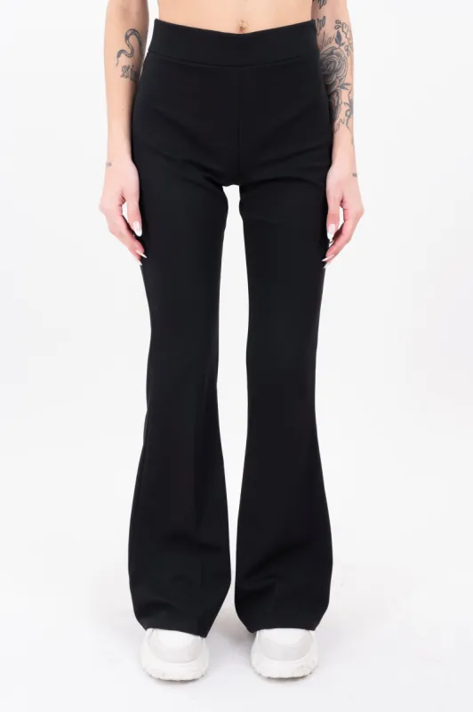 Pantalón flared liso sold by Shasa