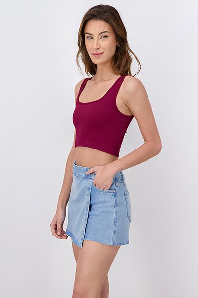 Top crop escote cuadrado sold by Shasa product image thumbnail 3