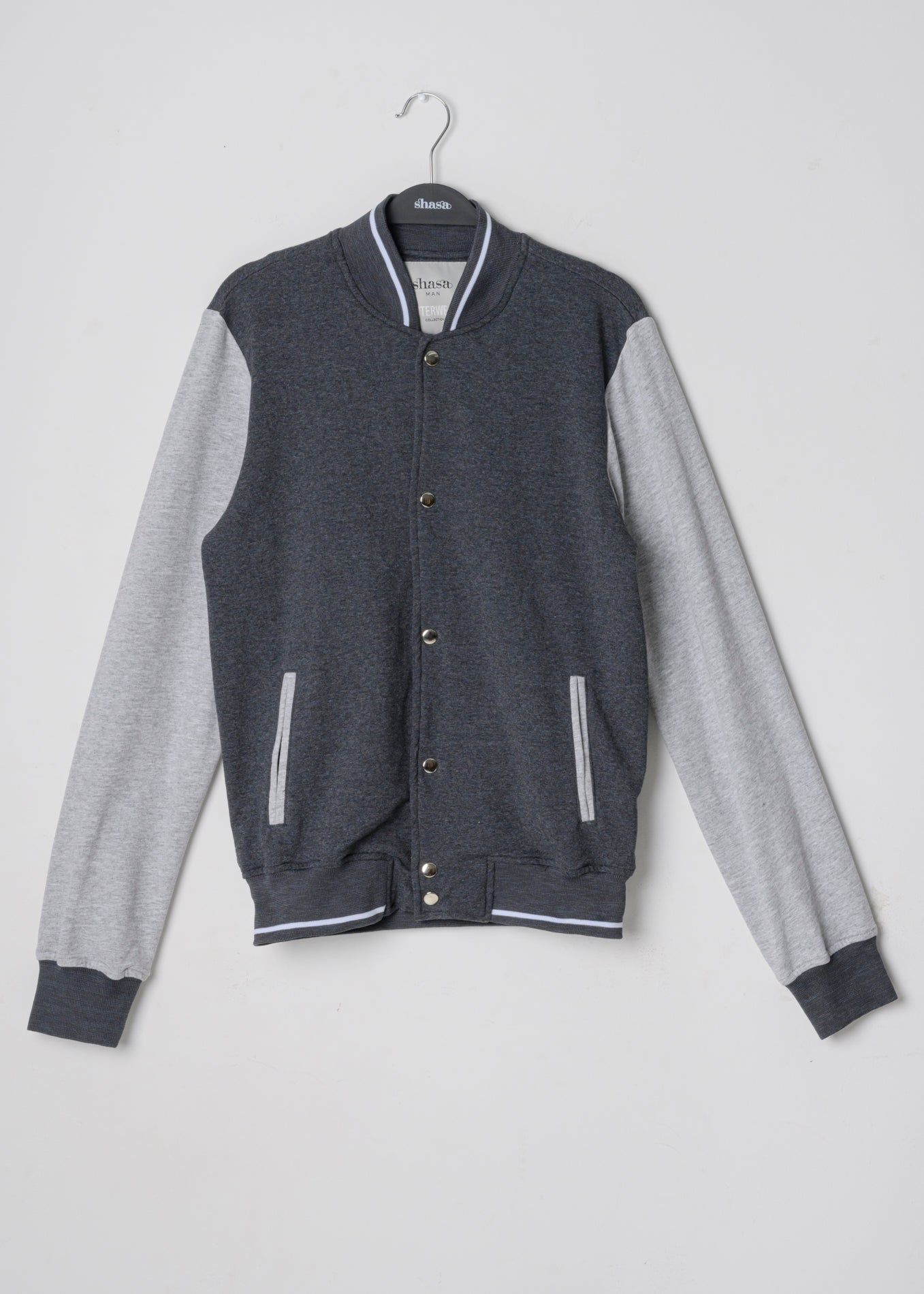 Chamarra bomber college bicolor botones sold by Shasa product image thumbnail 5