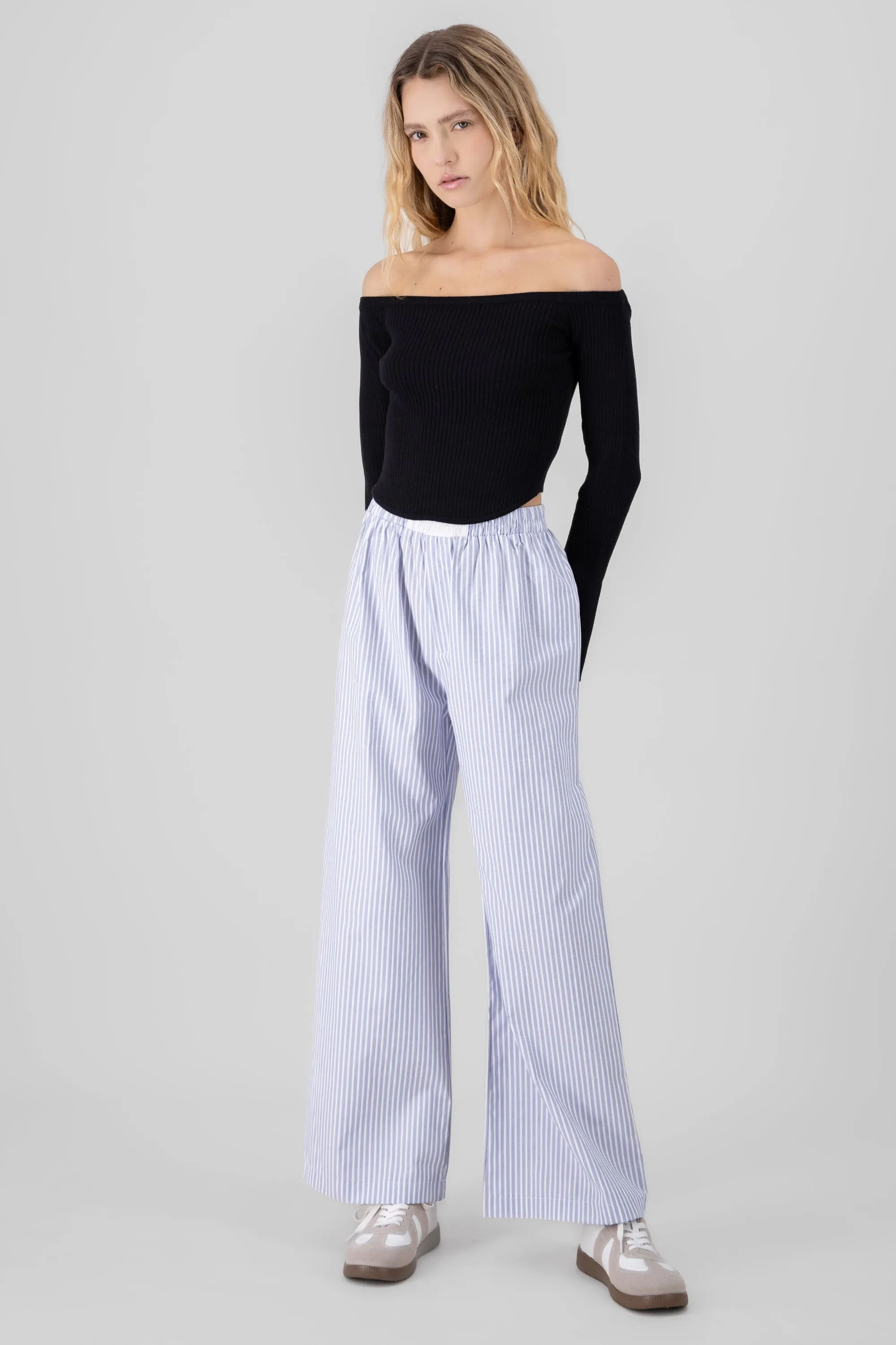 Pantalon amplio rayas sold by Shasa