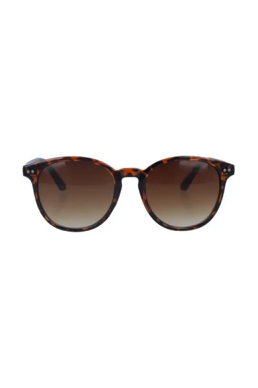 Lentes oscuros redondos sold by Shasa