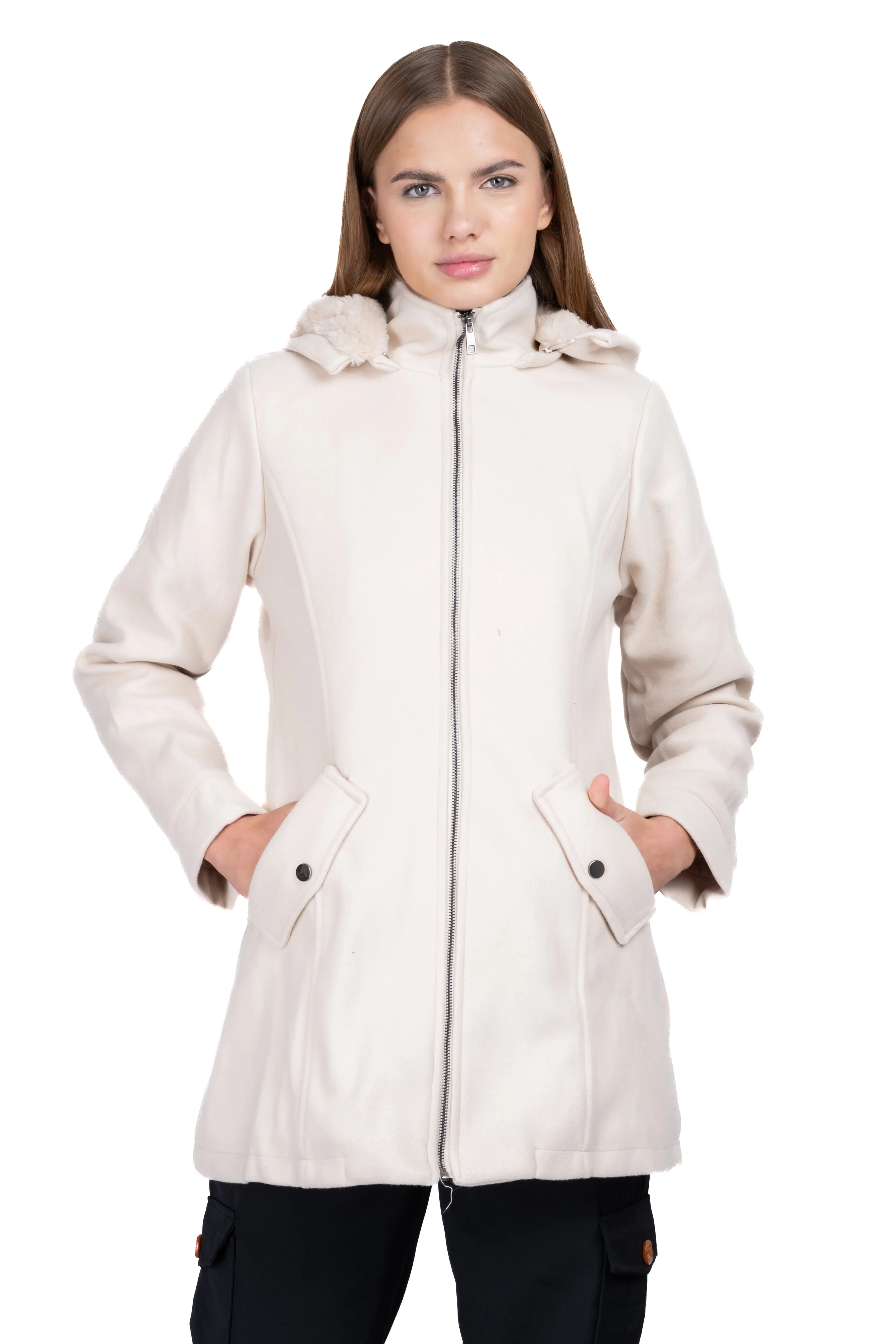 Abrigo detalle cierre sold by Shasa product image thumbnail 2