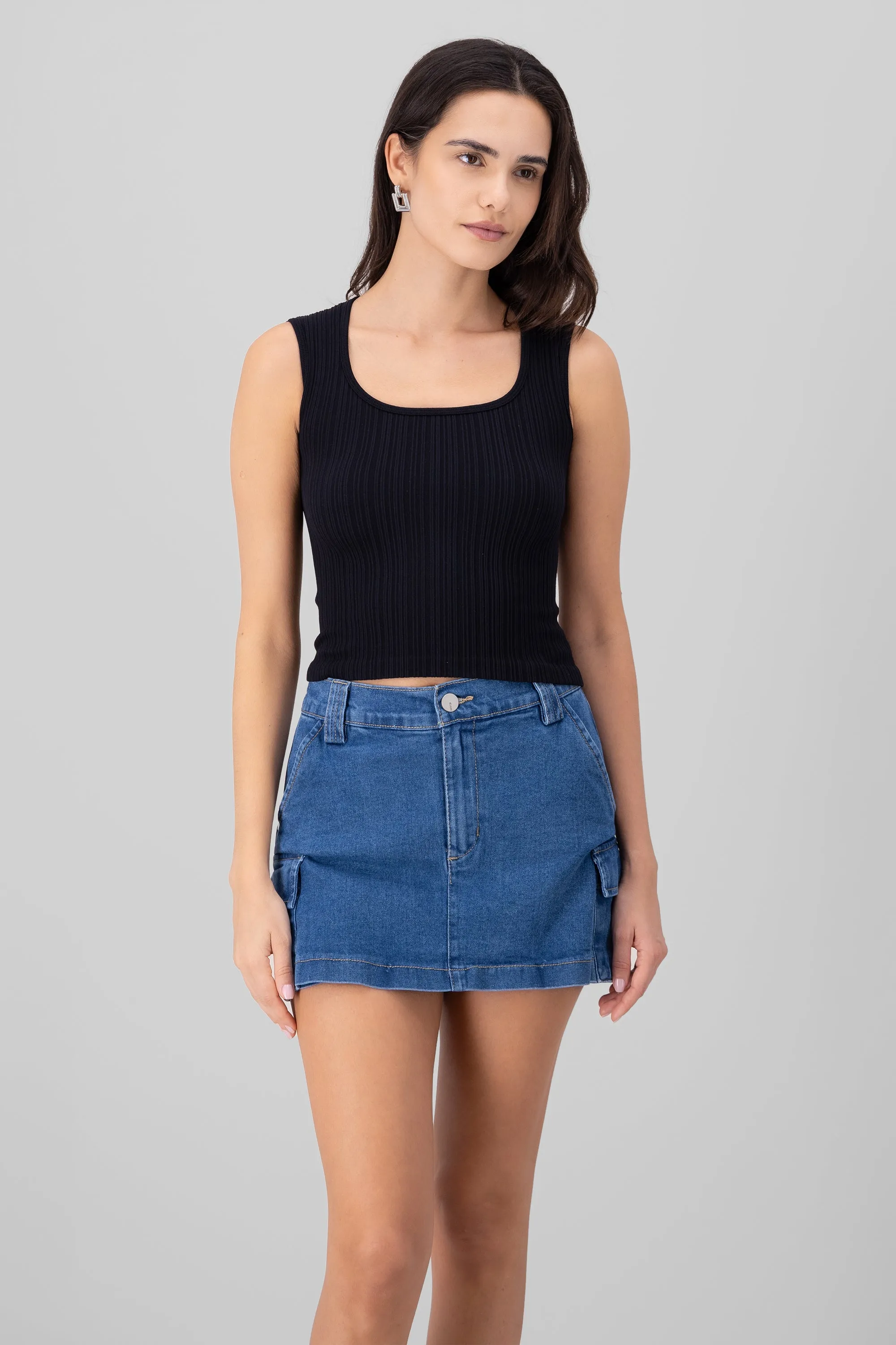 Top textura escote cuadrado sold by Shasa product image thumbnail 2