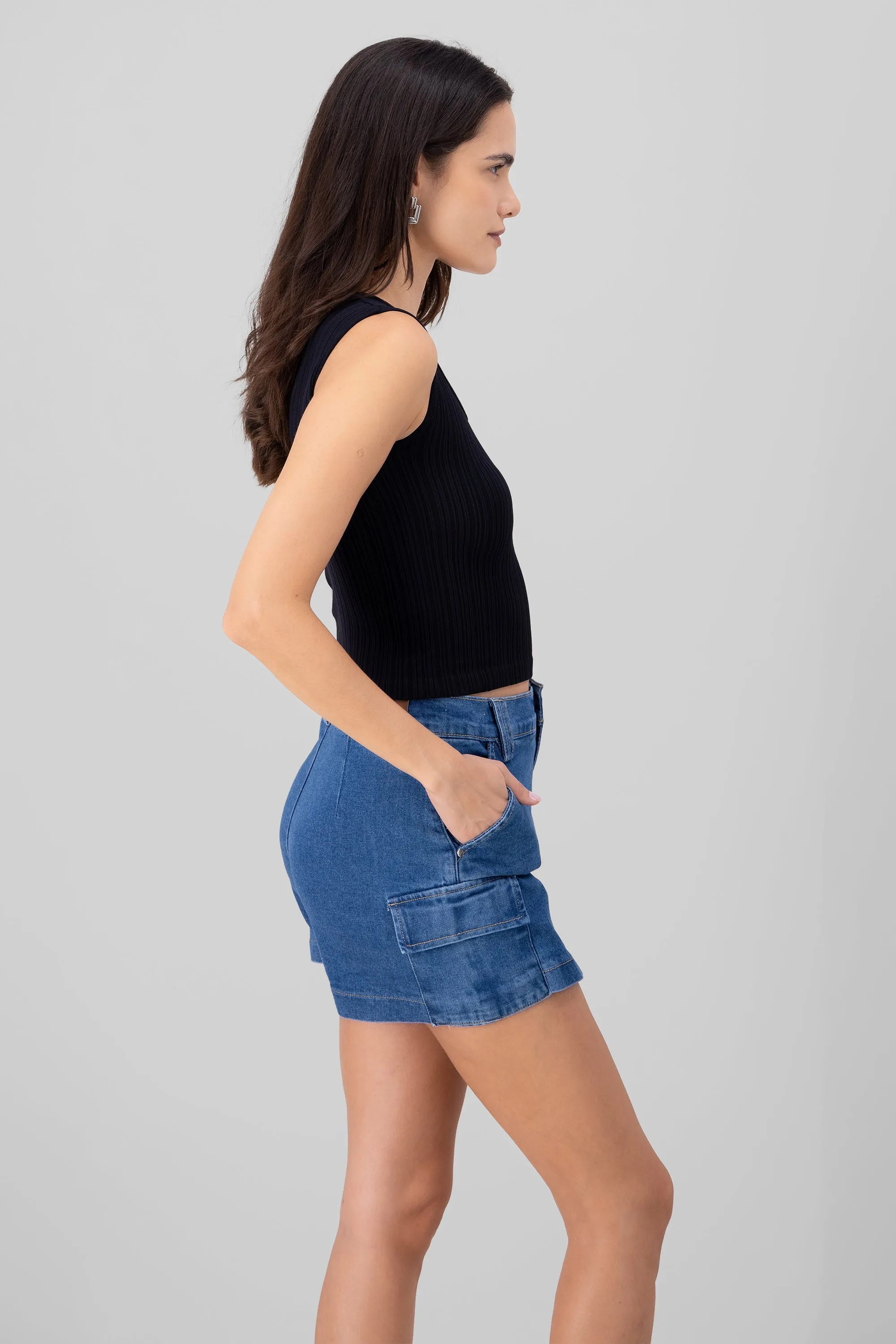 Top textura escote cuadrado sold by Shasa product image thumbnail 3