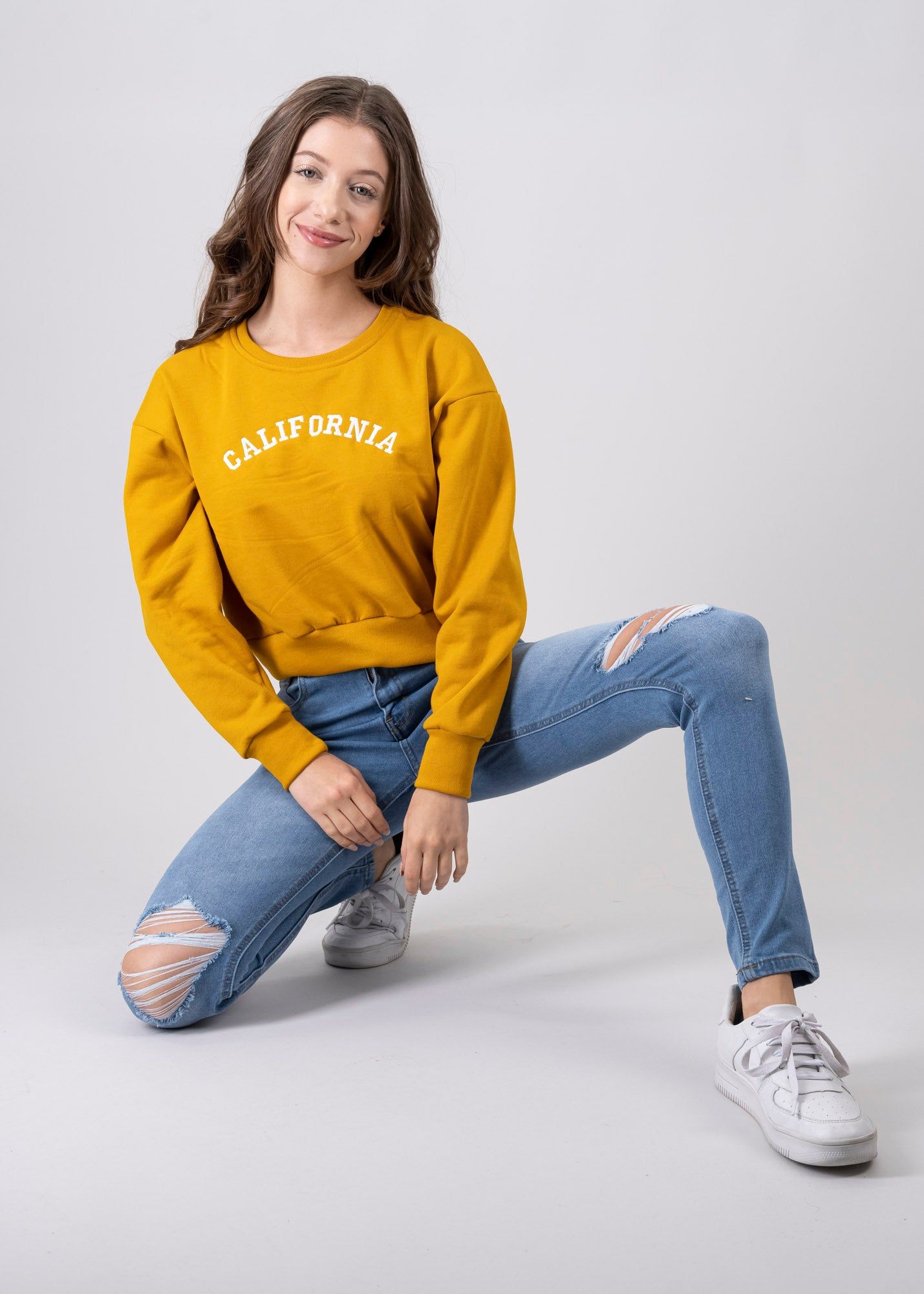 Jeans skinny destrucción rodillas sold by Shasa product image thumbnail 5