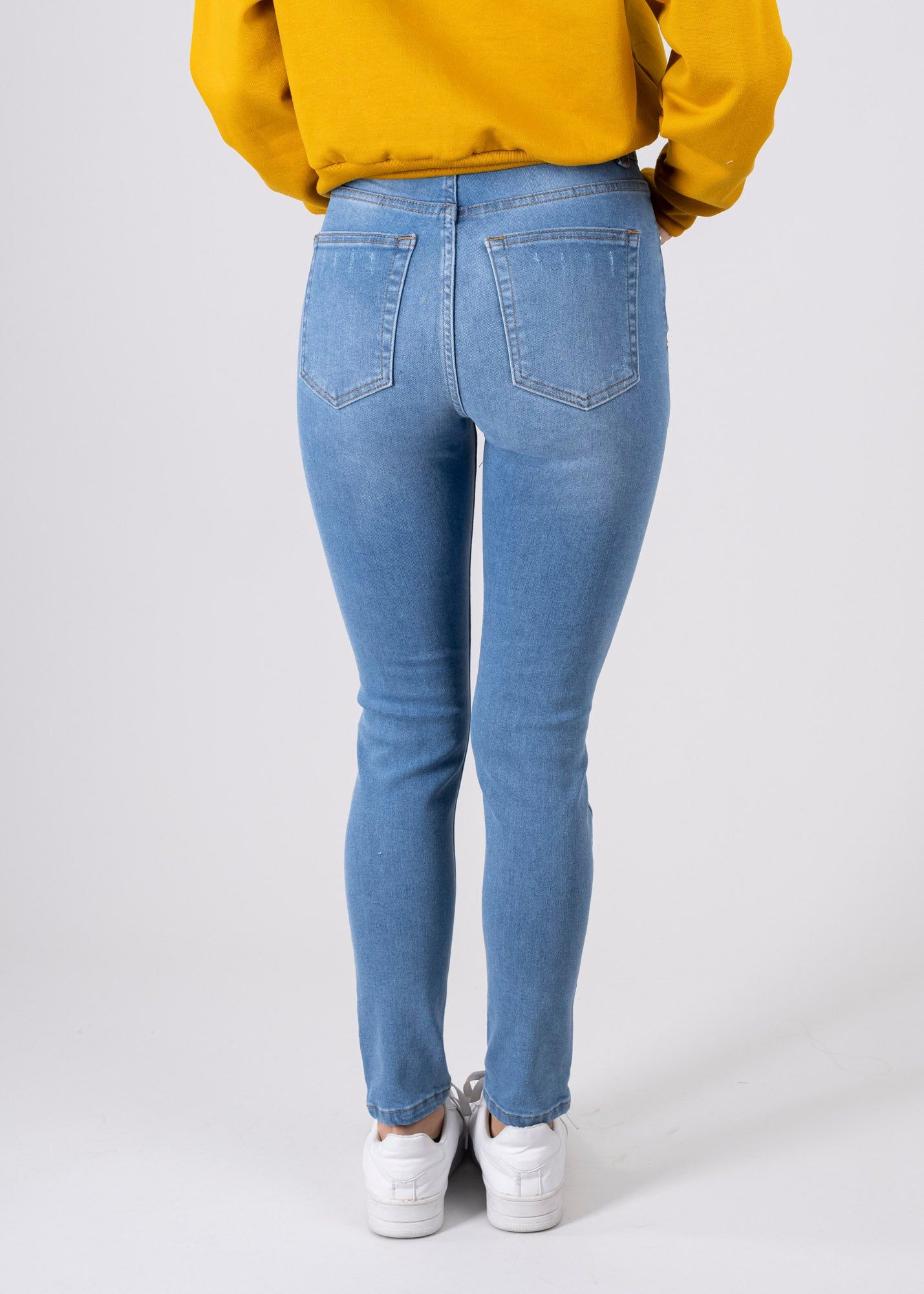 Jeans skinny destrucción rodillas sold by Shasa product image thumbnail 4