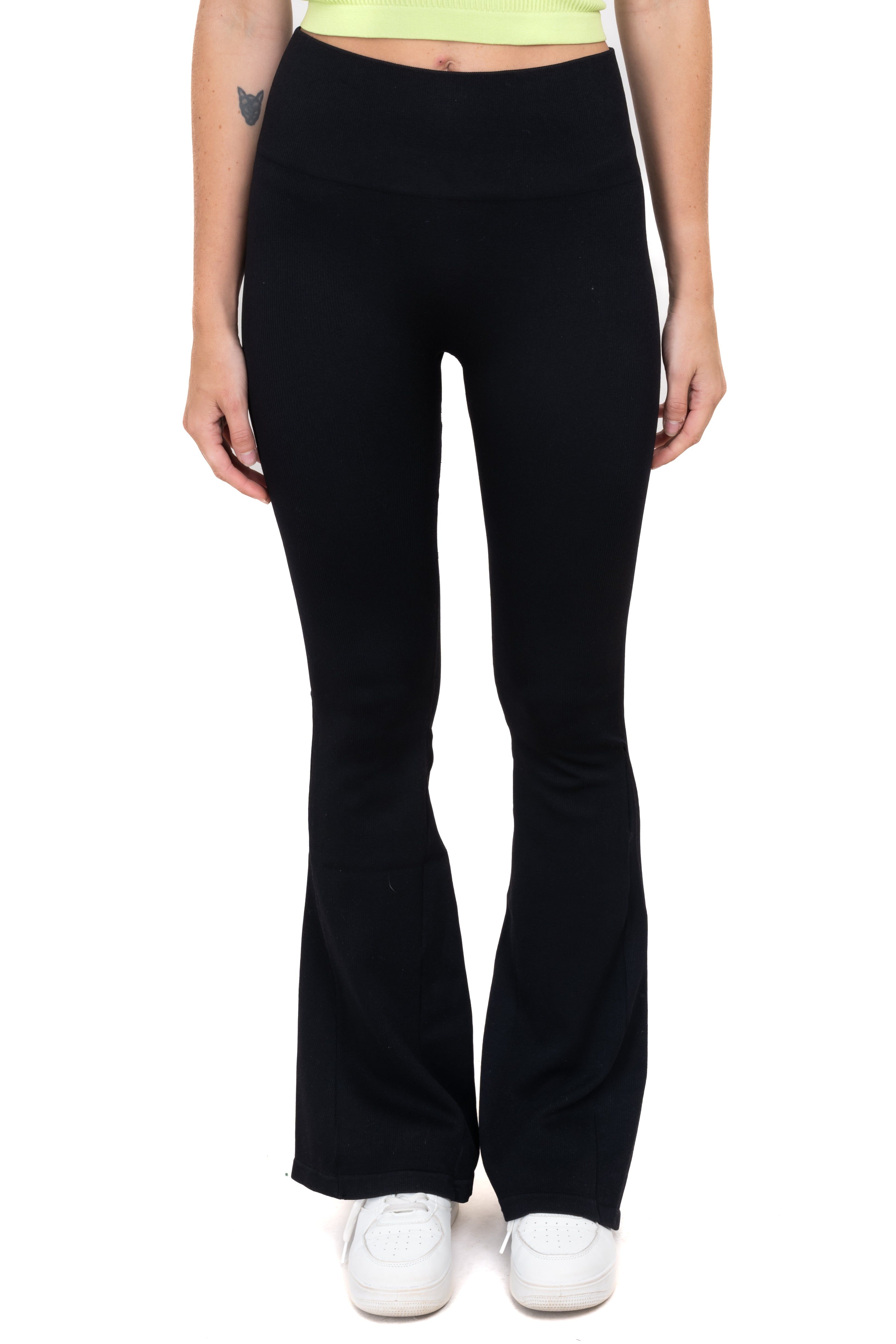 Leggings flared cintura alta lisos sold by Shasa