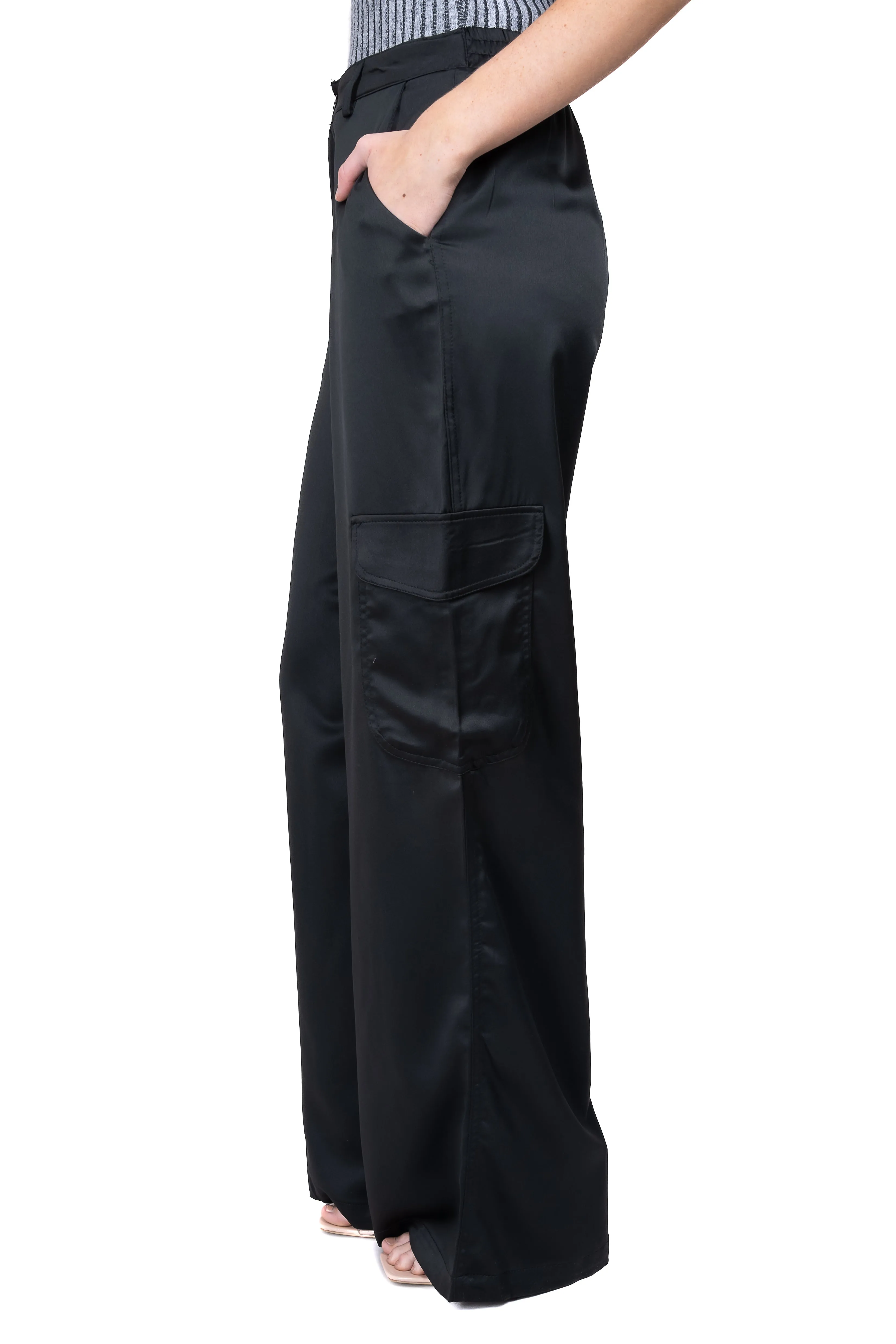 Pantalón cargo efecto satinado sold by Shasa product image thumbnail 3