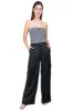Pantalón cargo efecto satinado sold by Shasa