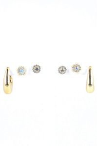 3 Pack Arracadas Flores sold by Shasa