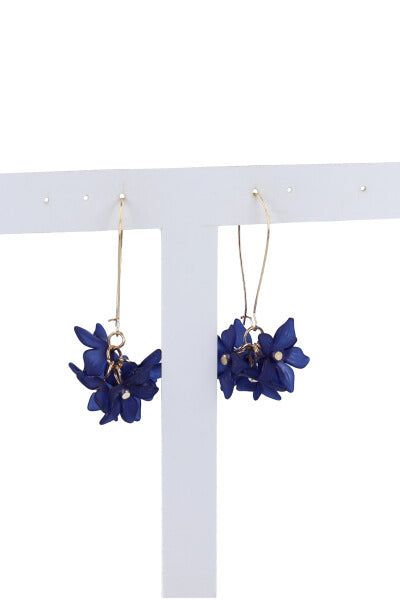 Aretes largos flores sold by Shasa