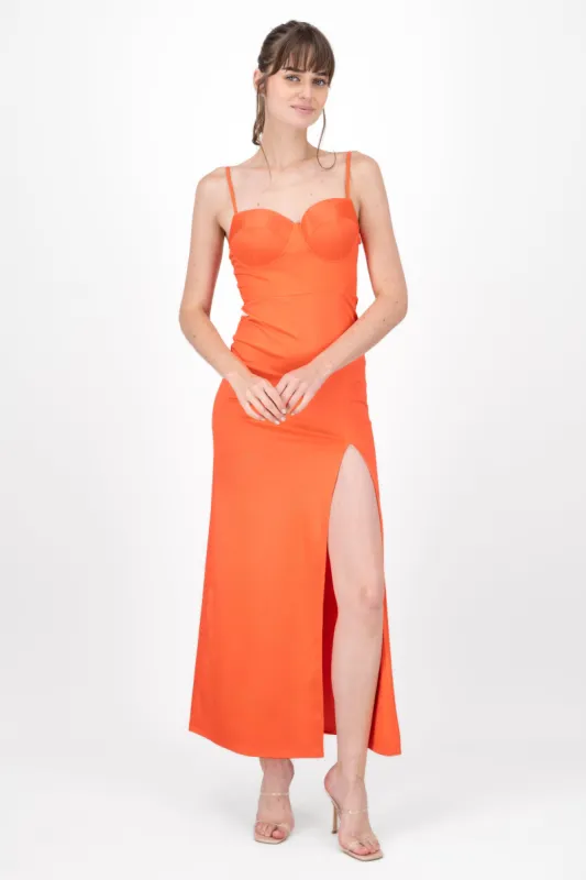 Vestido maxi con copas sold by Shasa