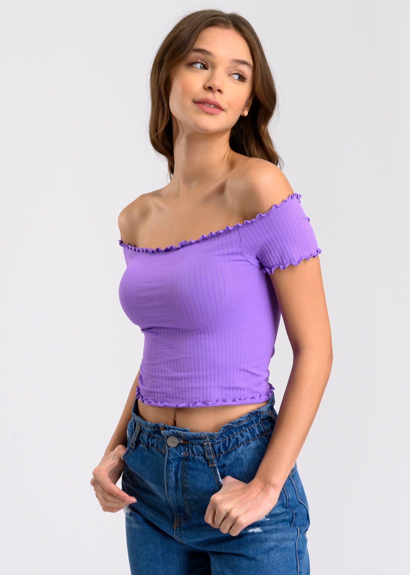 Top acanalado hombros descubiertos sold by Shasa