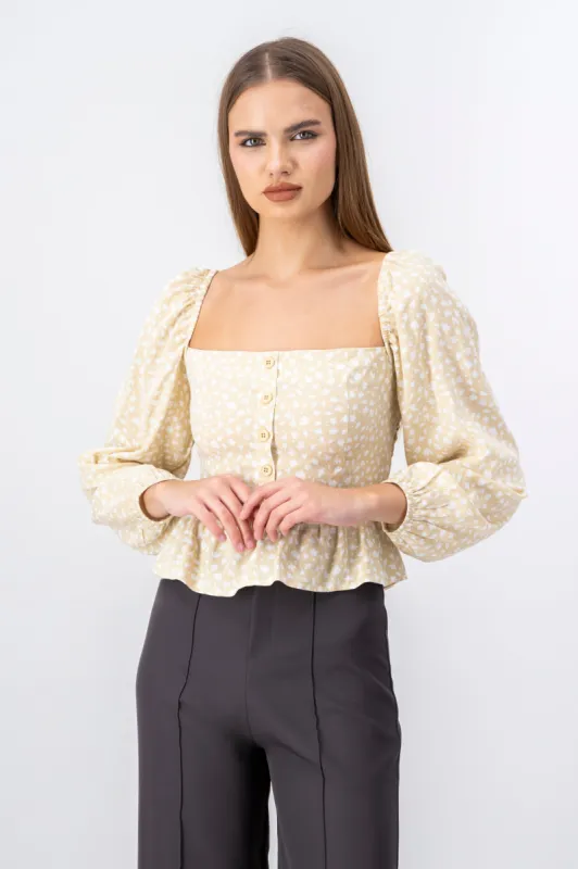 Blusa estampada botones sold by Shasa