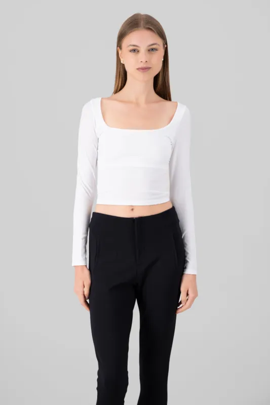 Top manga larga escote cuadrado sold by Shasa