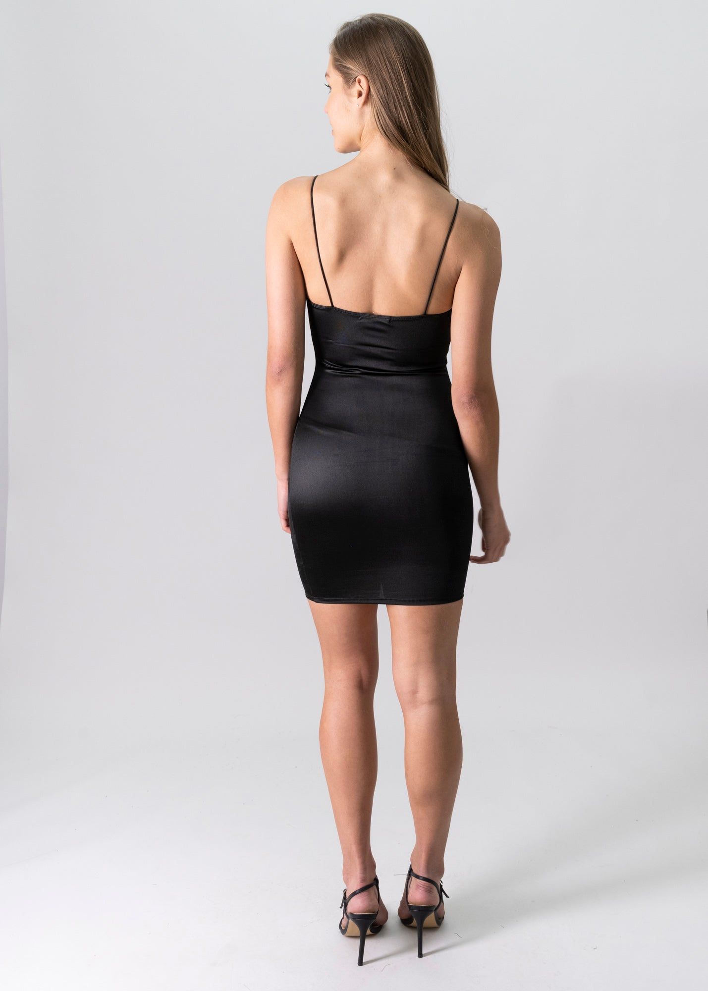 Vestido mini ajustado satín sold by Shasa product image thumbnail 4