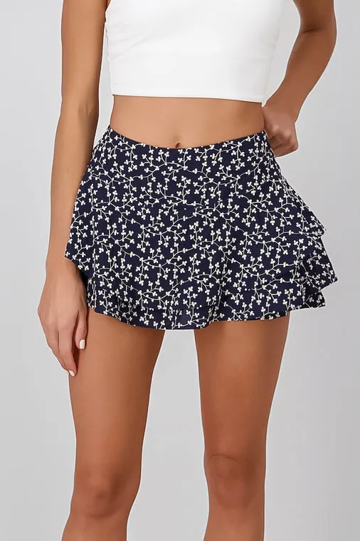 Falda capas olanes bordado flores sold by Shasa product image thumbnail 5