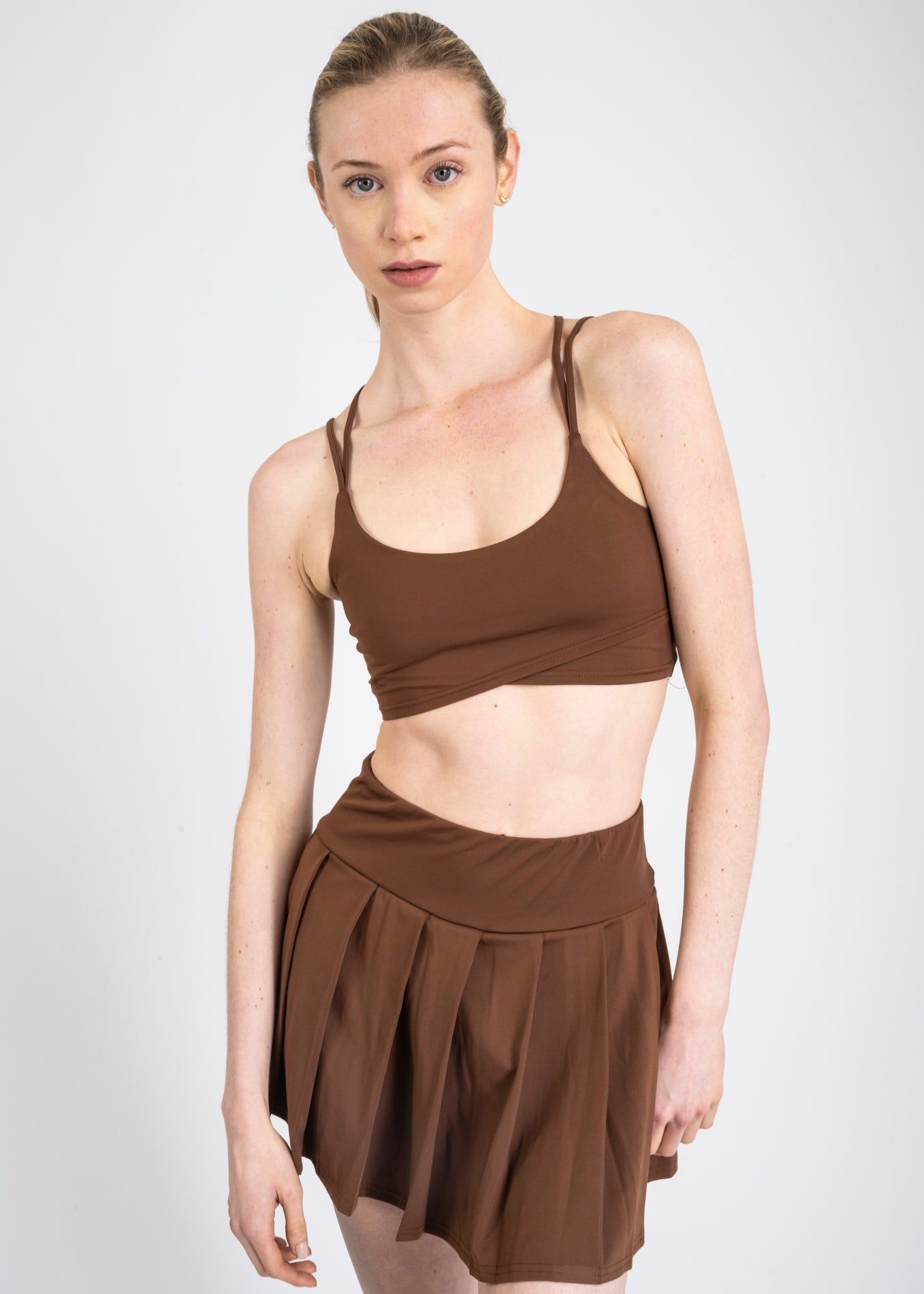 Top liso espalda cruzada sold by Shasa product image thumbnail 2