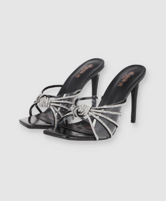 Tacon mula brillos nudo sold by Shasa