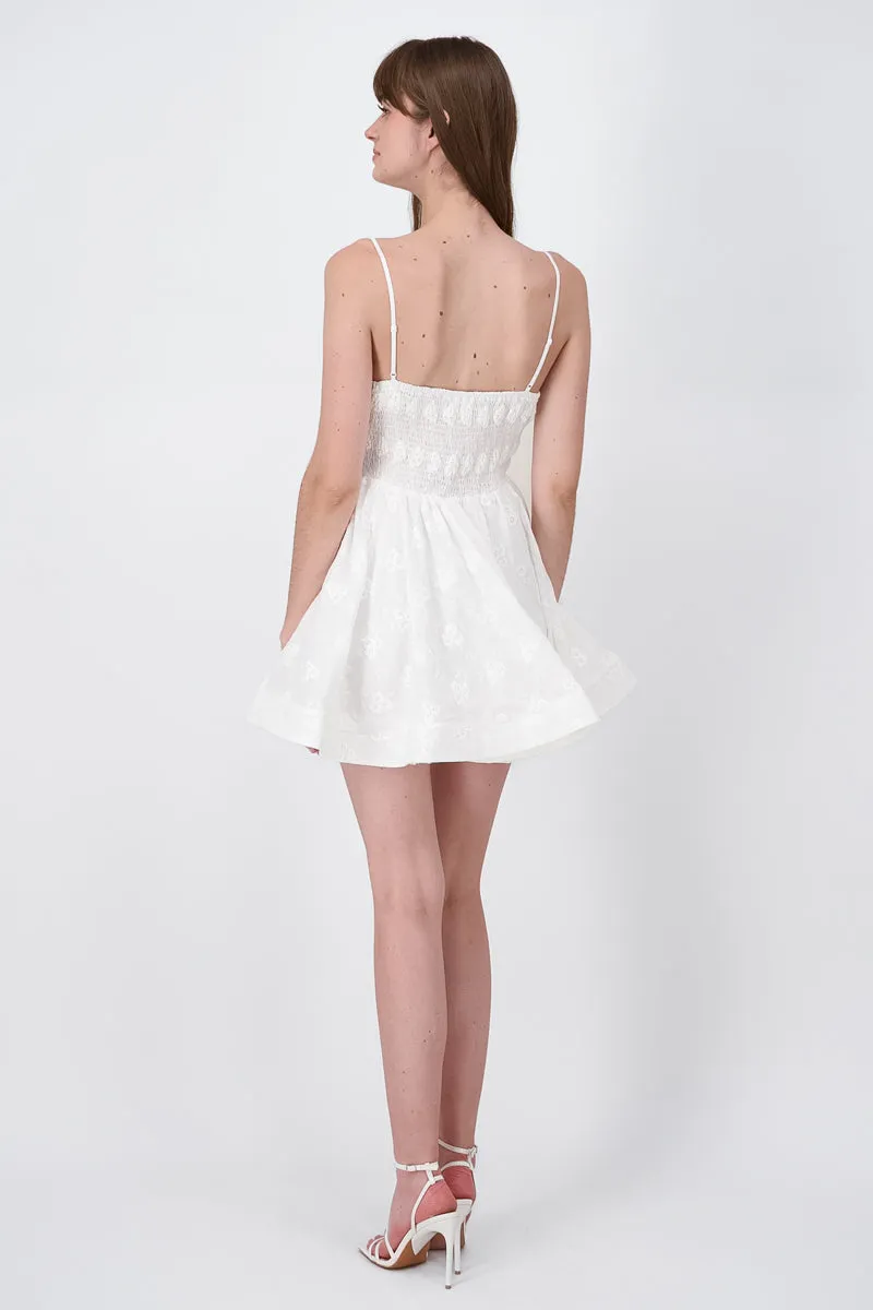 Vestido mini bordado flores sold by Shasa product image thumbnail 4