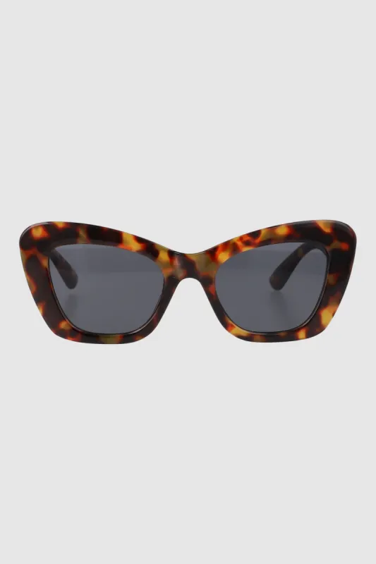 Lentes cateye maxi sold by Shasa