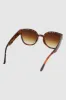 Lentes oversize puntiagudos sold by Shasa