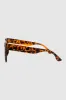 Lentes oversize puntiagudos sold by Shasa