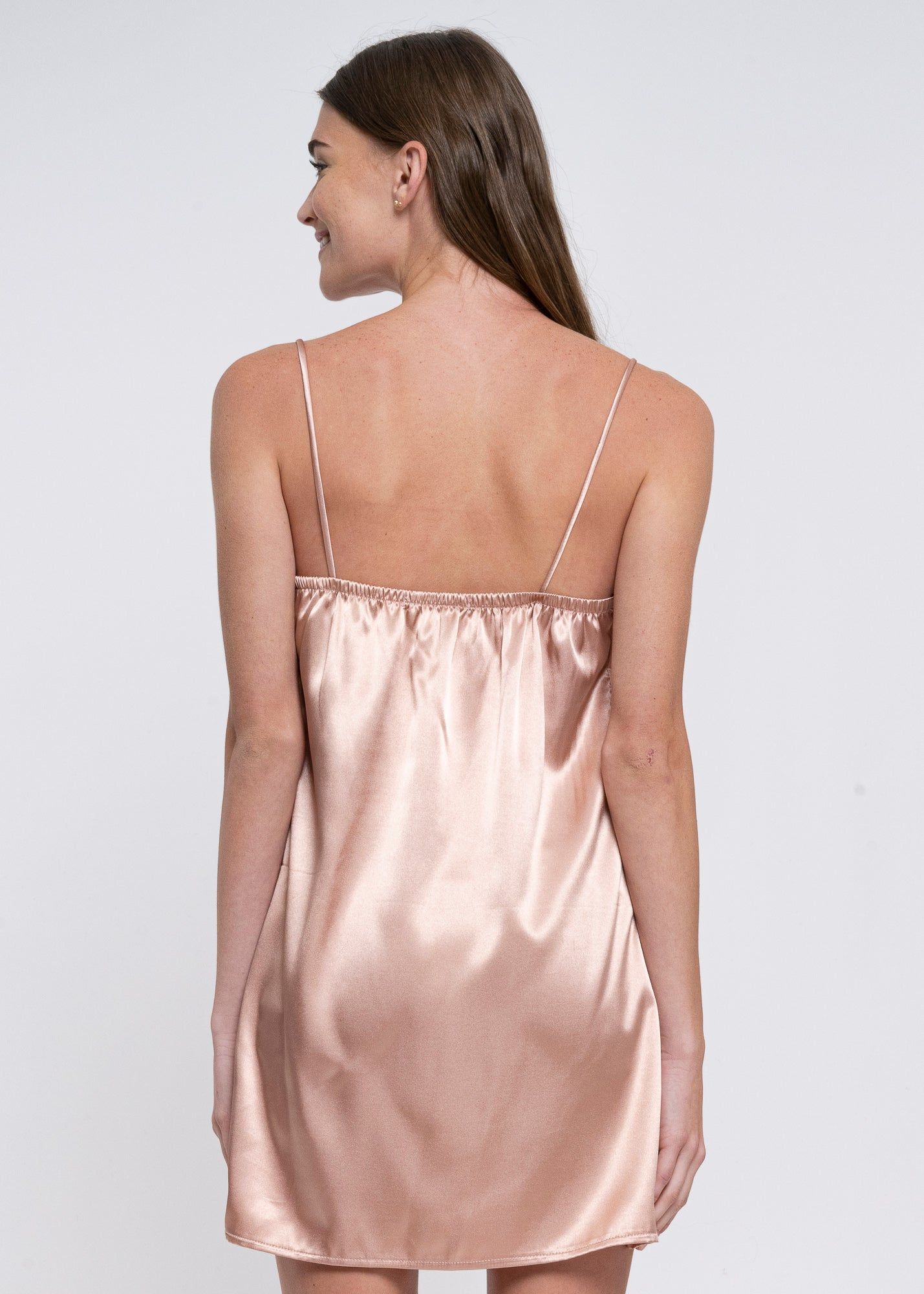 Vestido mini satín liso sold by Shasa product image thumbnail 4