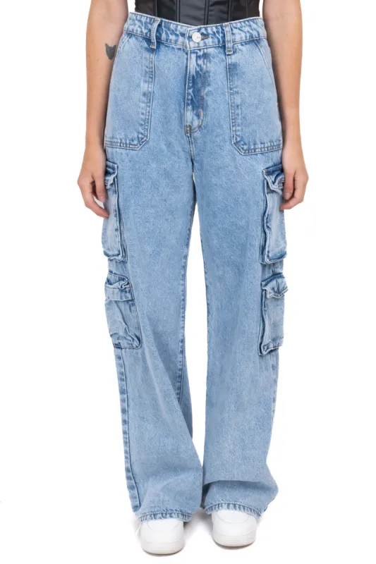 Jeans cargo straight sold by Shasa