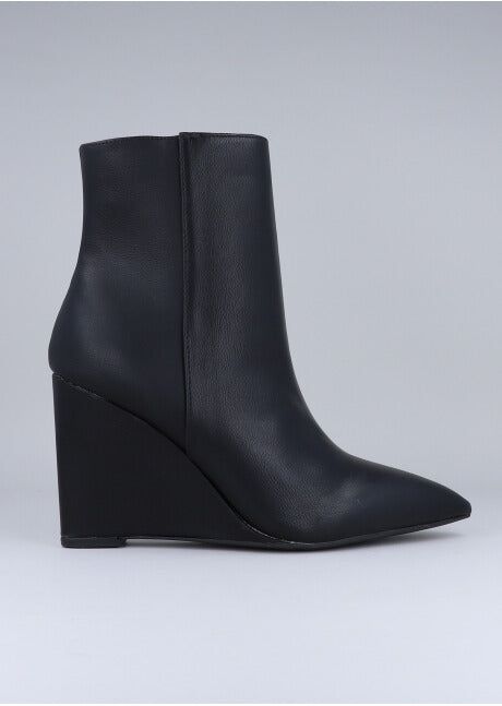 Botín Puntal Efecto Piel Tacón Cuña sold by Shasa