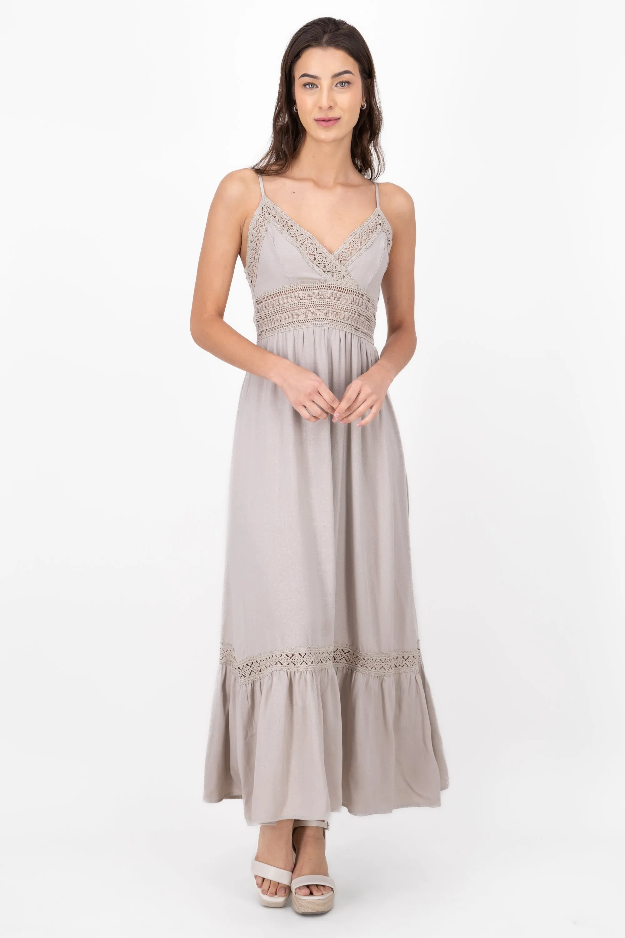 Vestido Maxi Detalles Crochet sold by Shasa
