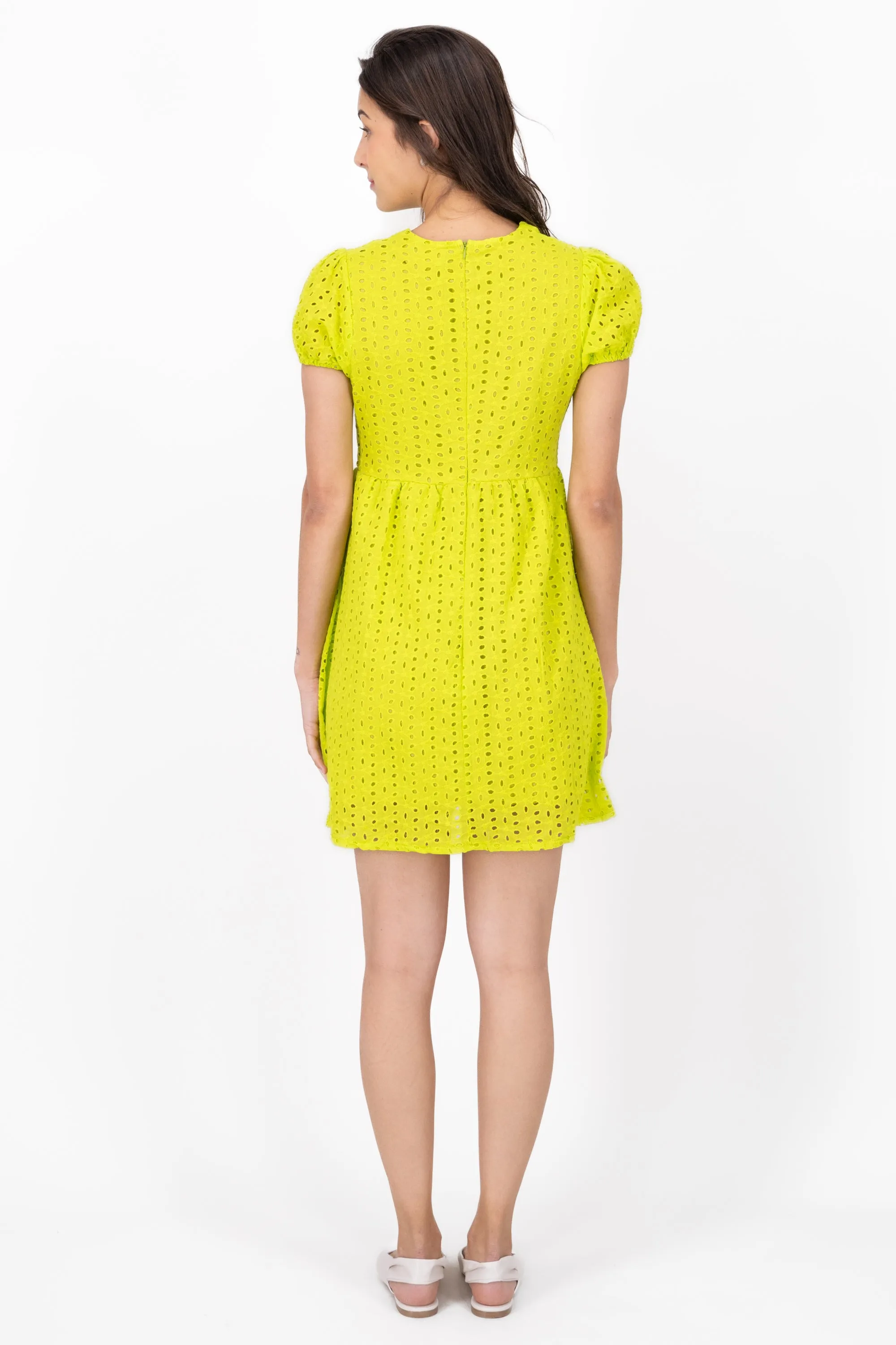 Vestido Bordado Suizo Botones sold by Shasa product image thumbnail 4