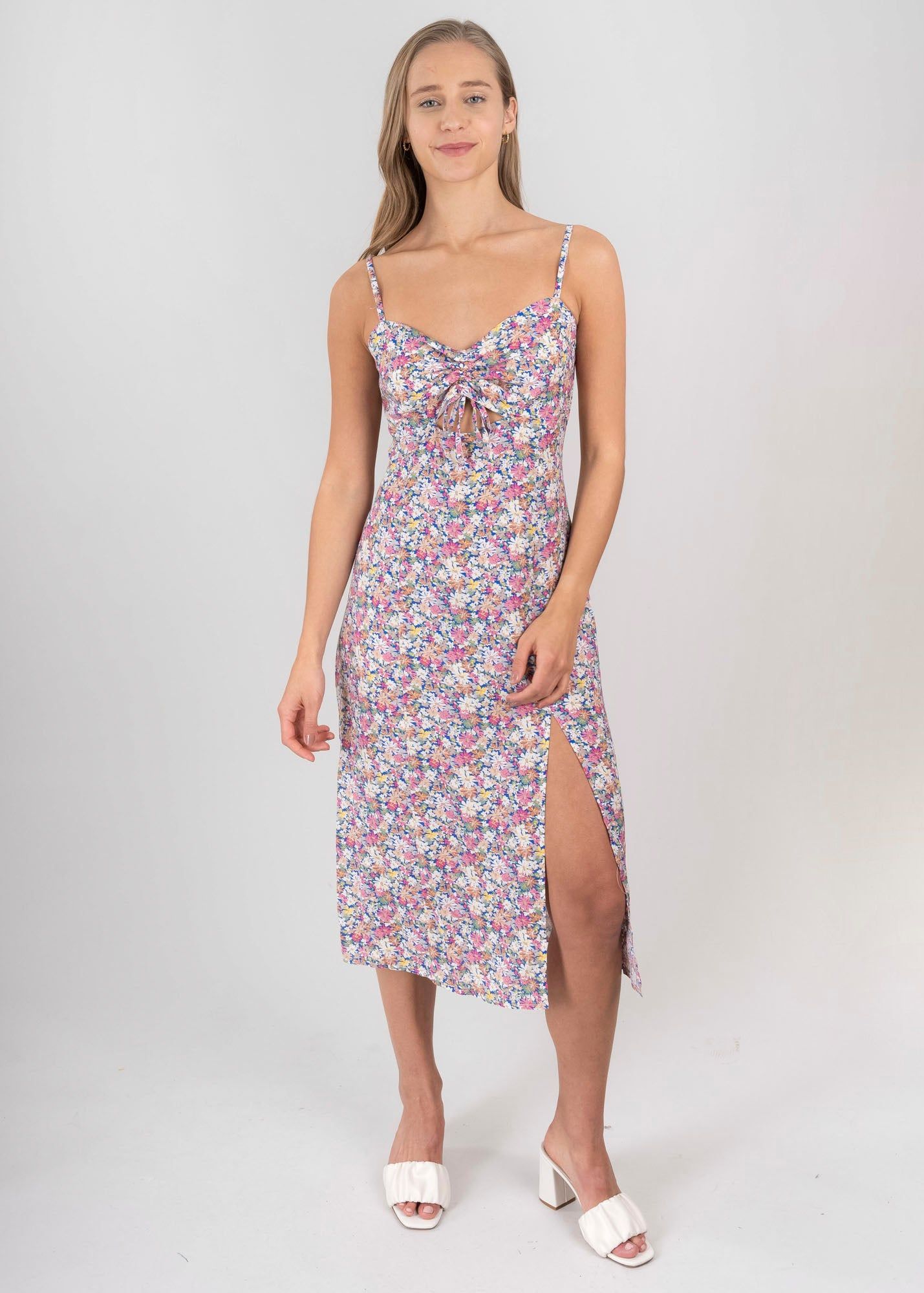 Vestido midi flores fruncido delantero sold by Shasa product image thumbnail 2
