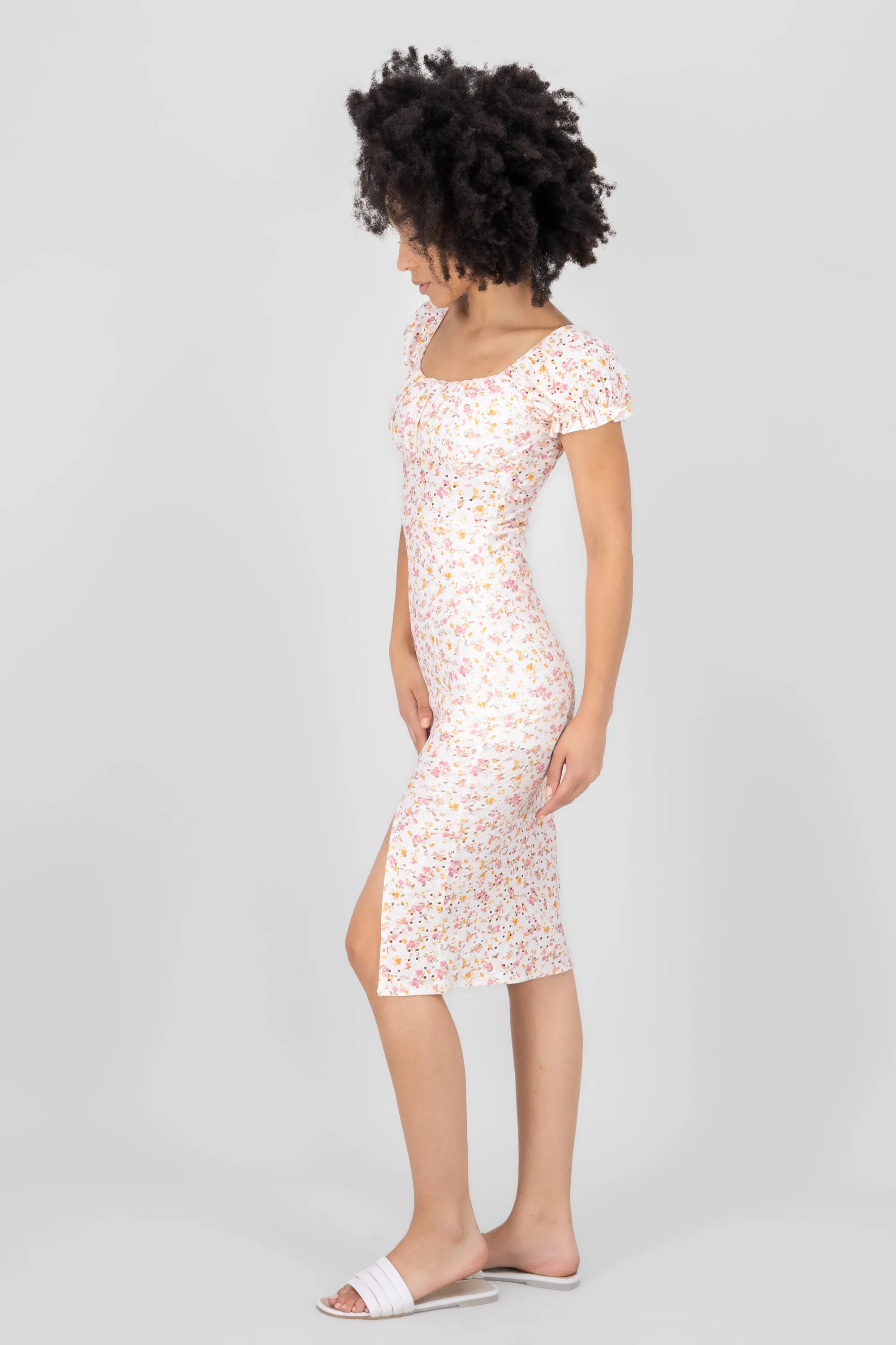 Vestido midi con estampado flores sold by Shasa product image thumbnail 3