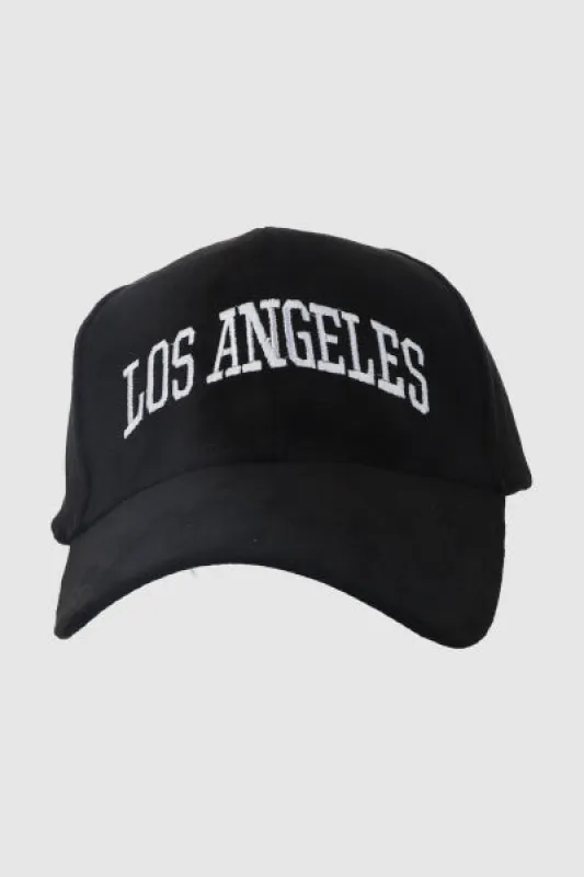 gorra los angeles sold by Shasa