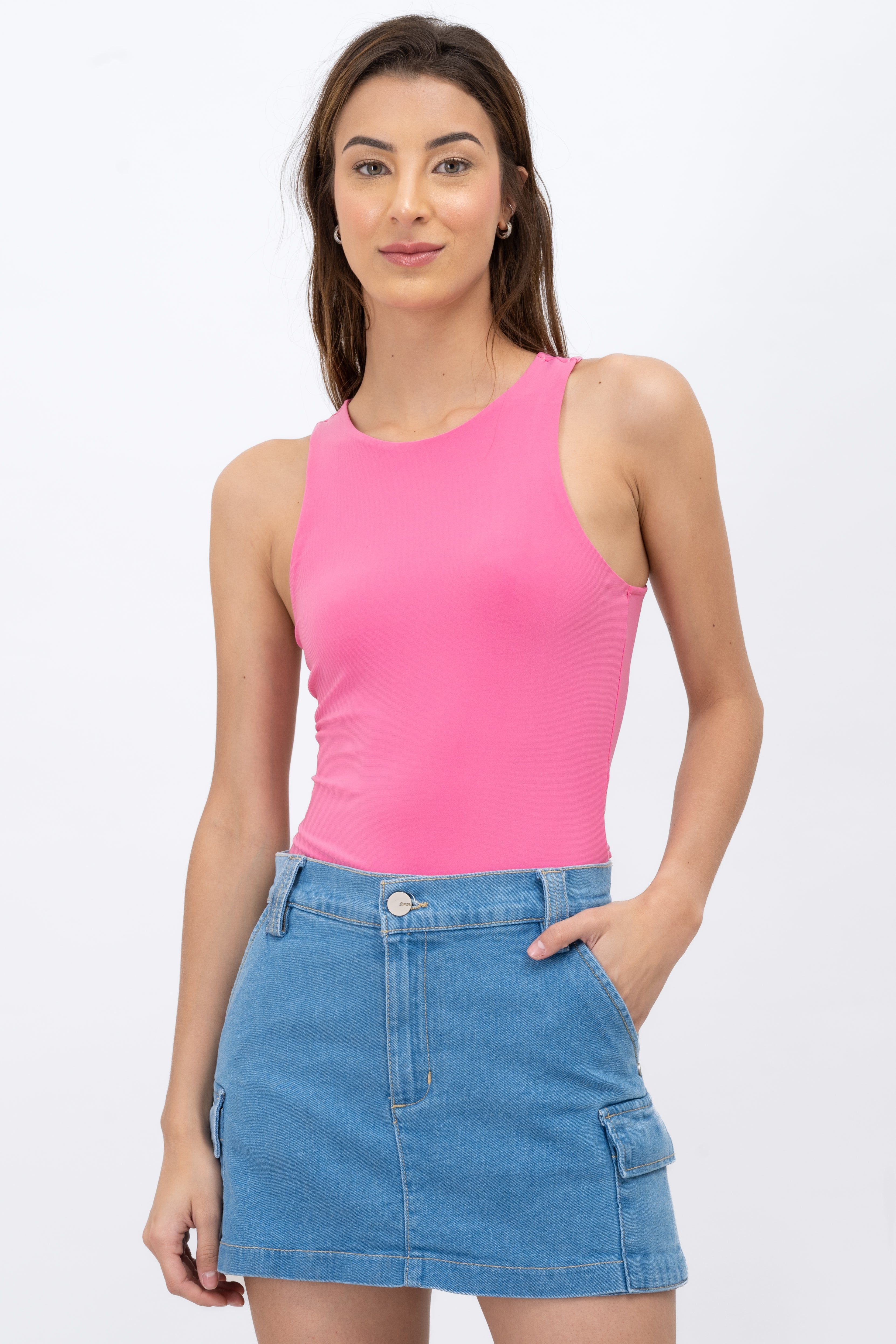 Bodysuit liso cuello alto sold by Shasa