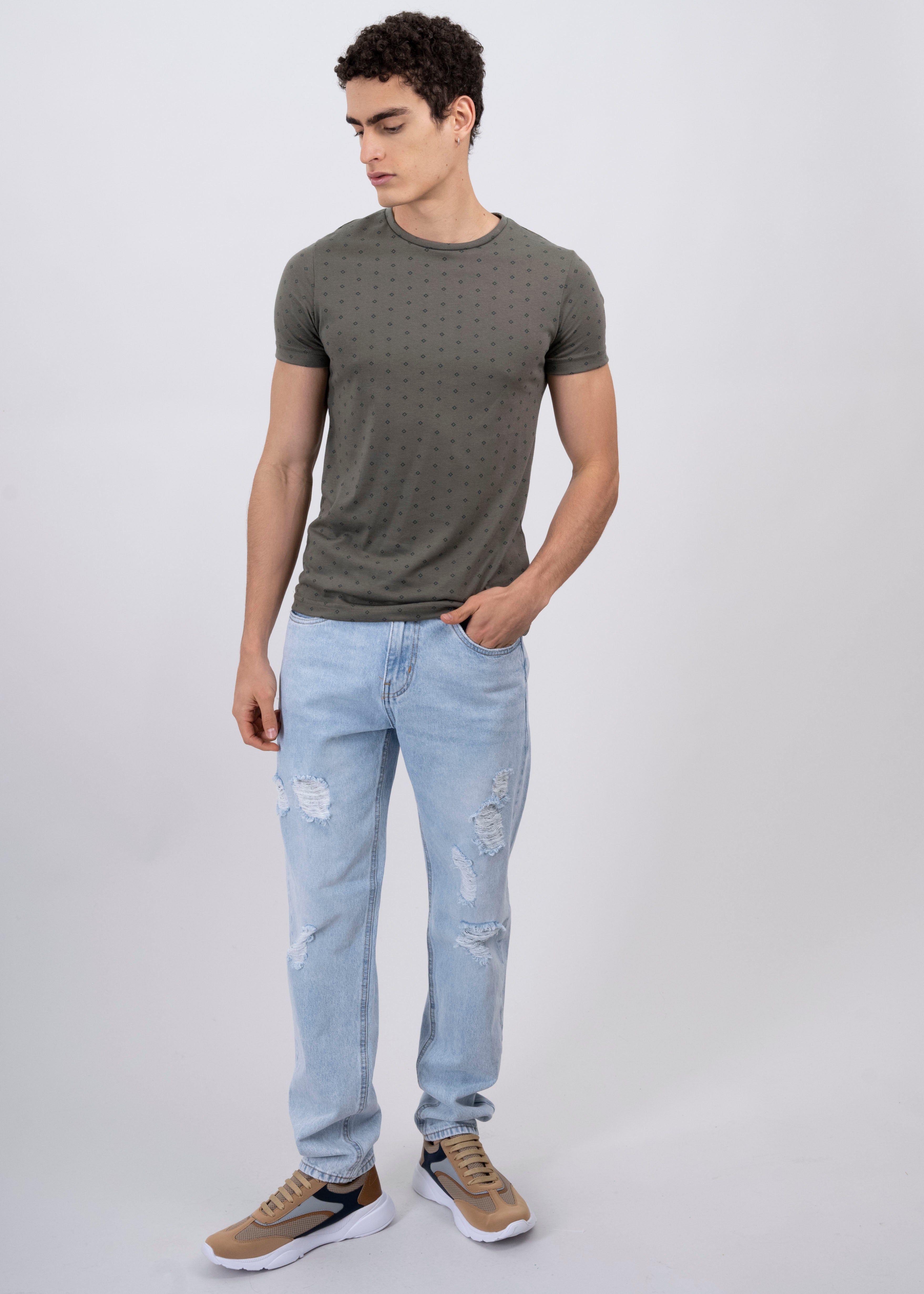 Jeans rectos destrucciones sold by Shasa