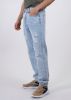Jeans rectos destrucciones sold by Shasa