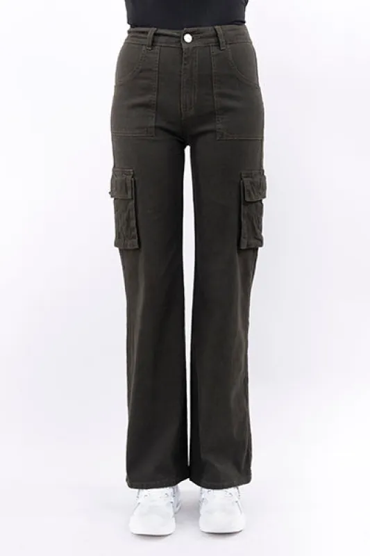 Jeans cargo cintura alta sold by Shasa