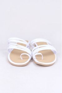 Sandalias cintas anillo dedo sold by Shasa