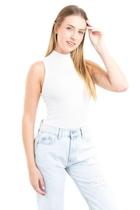 Bodysuit Monocolor Cuello Alto sold by Shasa