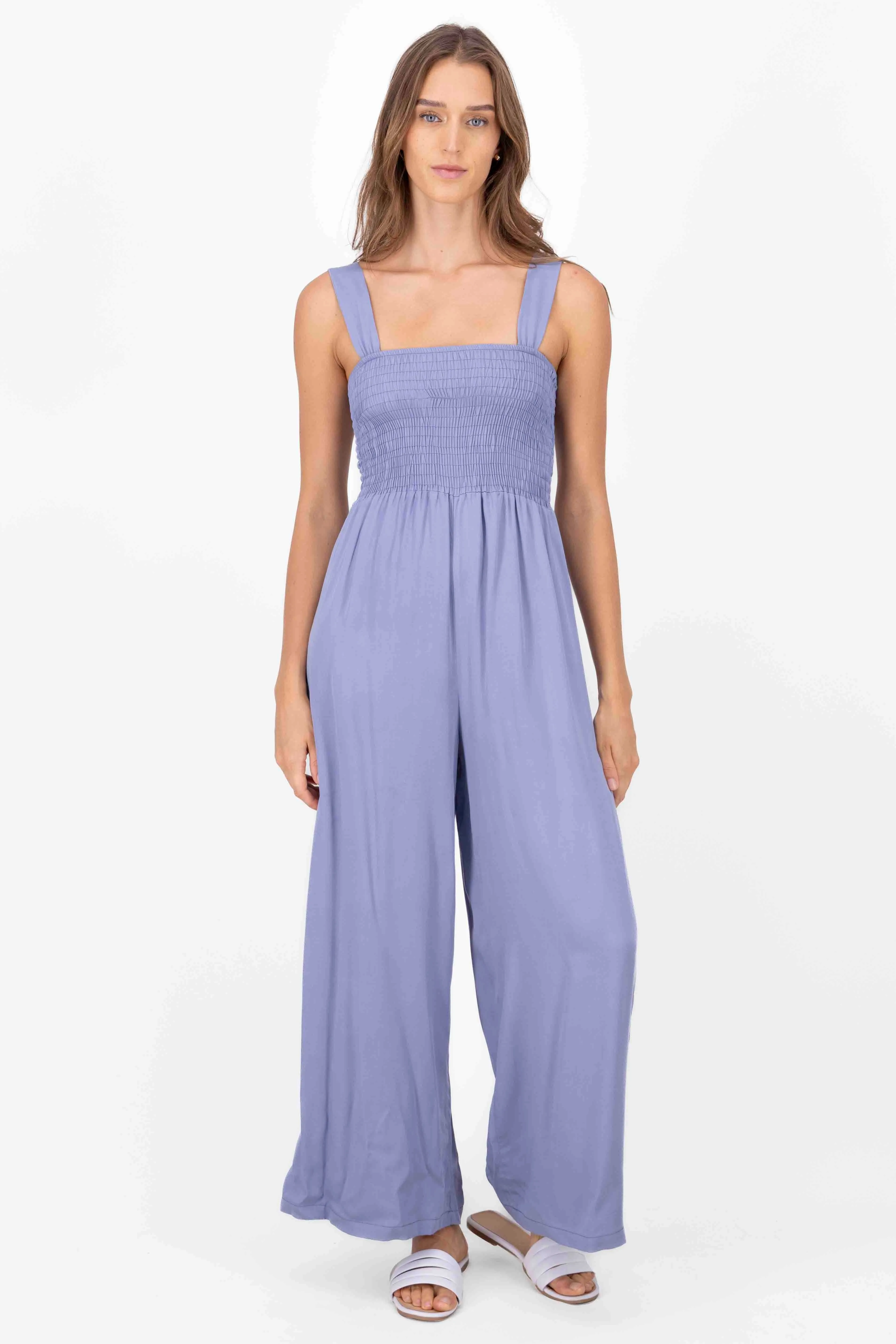 Jumpsuit tirantes detalle smock sold by Shasa