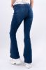 Jeans flared ligeramente deslavados sold by Shasa