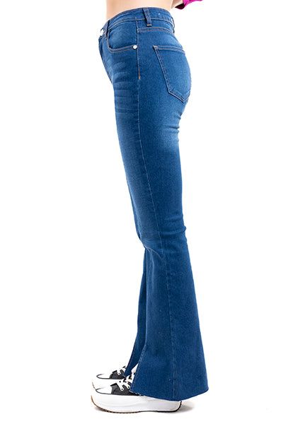 Jeans flare abertura delantera sold by Shasa product image thumbnail 3