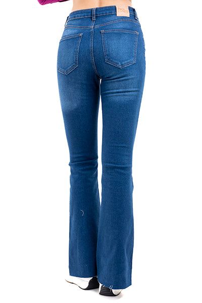 Jeans flare abertura delantera sold by Shasa product image thumbnail 4