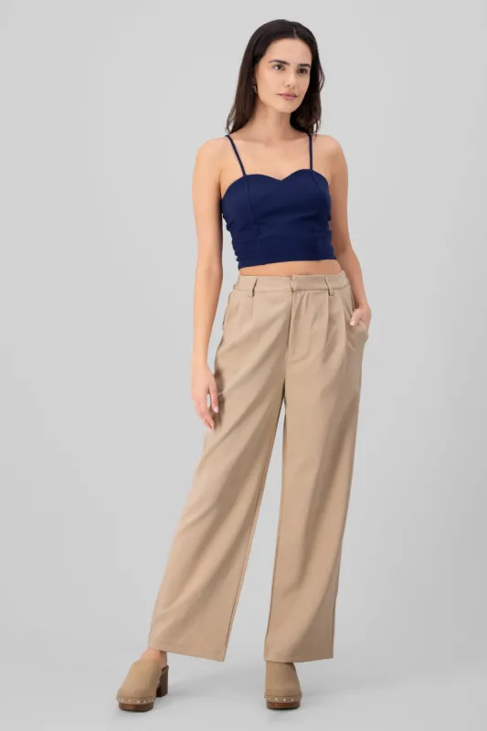 Pantalon recto detalle pinzas sold by Shasa