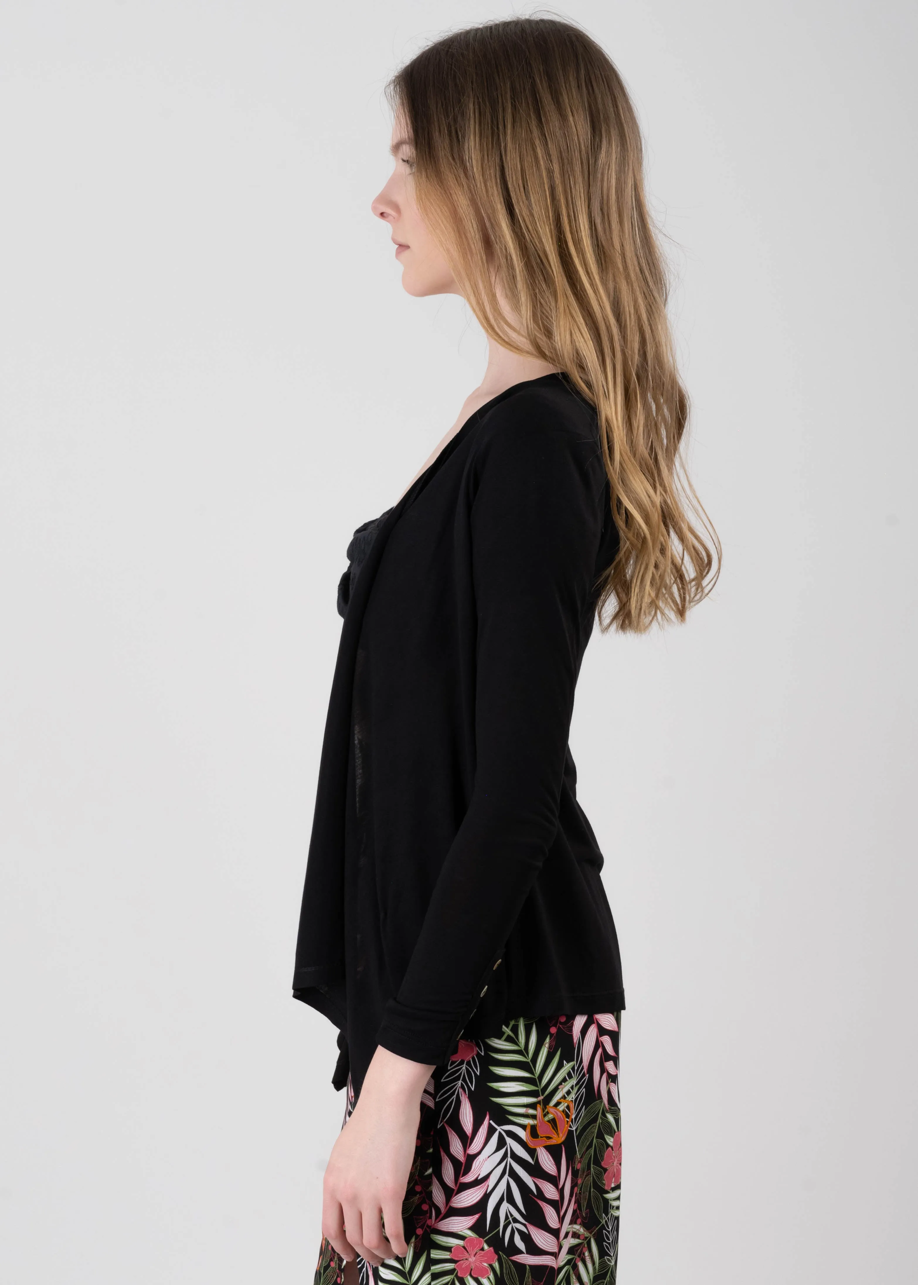 Cárdigan botones manga sold by Shasa product image thumbnail 3