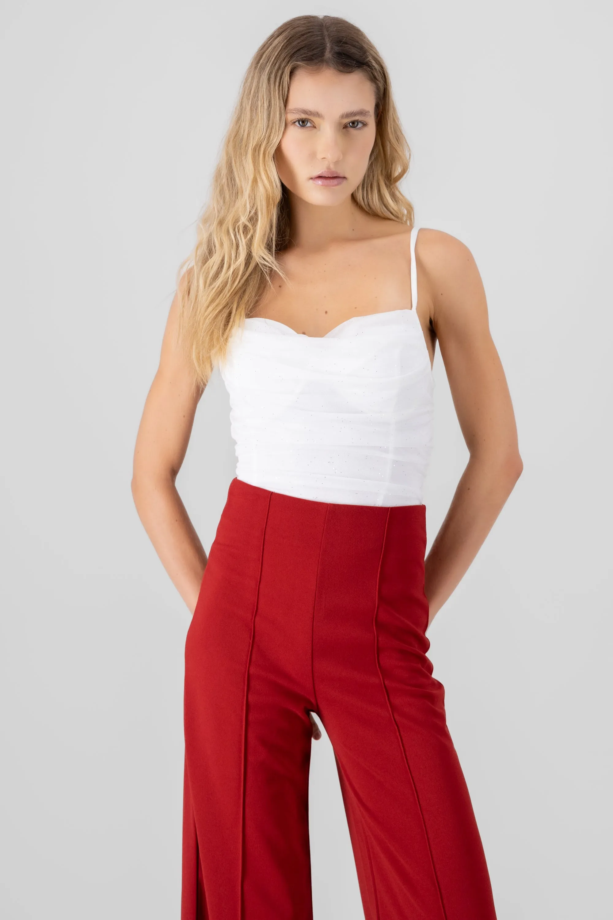 Bodysuit con cuello cascada de brillos sold by Shasa