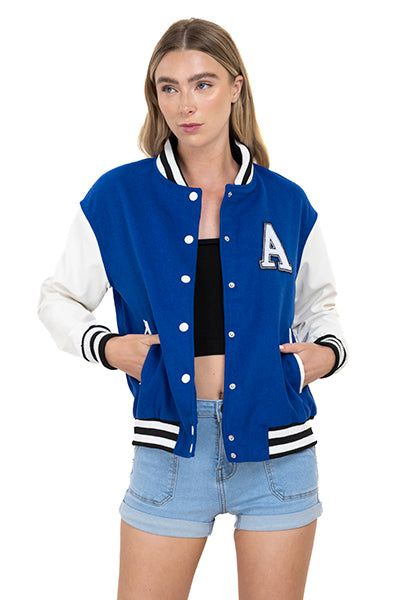 Bomber fit oversized mangas efecto piel con parche sold by Shasa