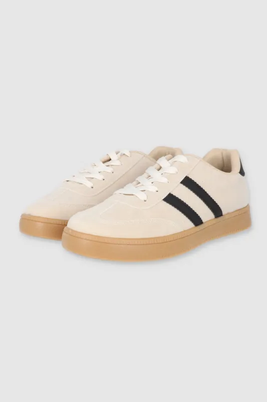 Tenis casual rayas punta suede sold by Shasa
